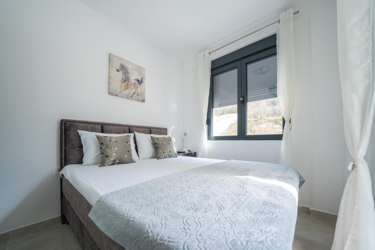 Apartment Adriana Kotor Exterior photo